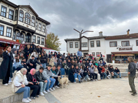 (SUBÜ) Sapanca Turizm Meslek Yüksekokulu öğrencileri Taraklı'yı gezdi