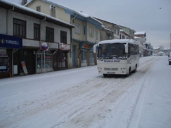 Kar Yine  Etkili Oluyor