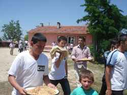 Duman Köyünde Hayır Pilavı