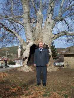 Ahmet İşgüzar’dan Taraklı Türk Kızılayı’na Ziyaret