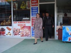 MHP Milletveki Aday Adayı Arapoğlu ve Furuncuoğlu Taraklı Esnafını Ziyaret etti.