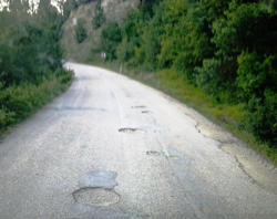 Taraklı-Gölpazarı Yolu Çukur Dolu