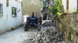 Havalar Isındı Parke Çalışmaları Başladı