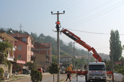 SEDAŞ Aydınlatma Direklerini Yol Kenarına Alıyor