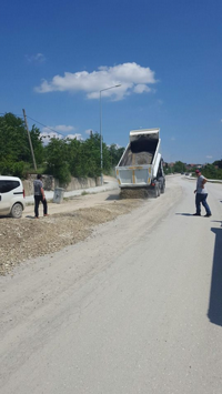 Yağmur Asfalt Çalışmalarına Müsaade Etmiyor