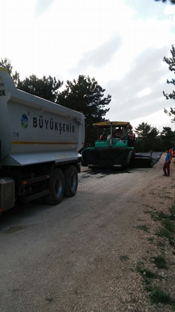 Uğurlu Mahallesi’nde Asfalt Çalışması