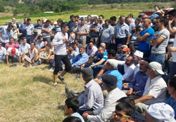 AKÇEŞME MEYDANINDA KARAKUCAK GÜREŞLERİ YAPILDI.