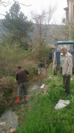 Ve Değirmen Suyu Deresi Temizleniyor