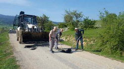 Karagöl Yaylası yolunda asfalt yama çalışması