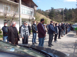 Emekli Bankacı İsa Eskioğlu Toprağa verildi.