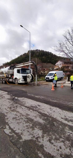 SASKİ ekipleri Taraklı da temizlik çalışmaları yapıyor