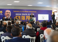 AK Parti 8.Taraklı Olağan kongresinde Mustafa Özen yeniden İlçe Başkanı seçildi.