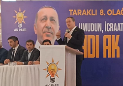 AK Parti 8.Taraklı Olağan kongresinde Mustafa Özen yeniden İlçe Başkanı seçildi.