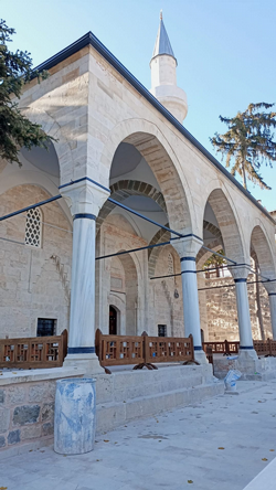 500 yıllık Camii restorasyonla ibadete açılıyor