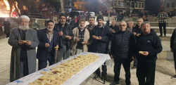 Sakarya İpekyolu Derneği Mirac Kandili’nde Taraklı’da Yunuspaşa Camii’nde Helva İkramı